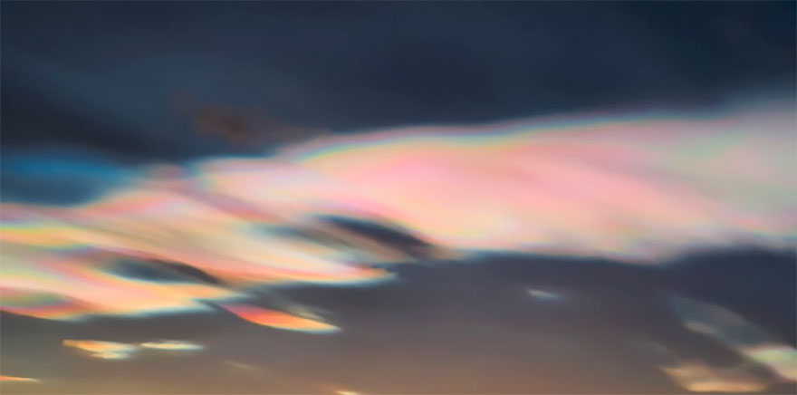 Pics Of Bizarre Iridescent Clouds Over Siberia Go Viral (11 Pics)