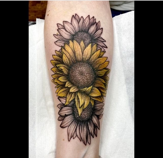 230 Best Sunflower Tattoo Designs With Meaning 2023  TattoosBoyGirl