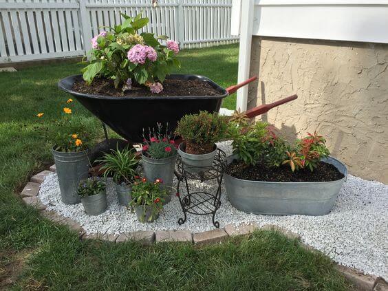 22 DIY Projects To Spice Up Your Yard Corner - 141