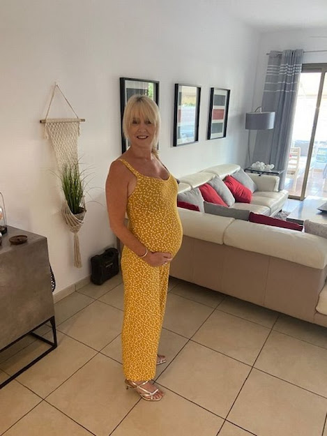 Scottish woman Gives Birth to First Child at 53 After 25 Years of Trying