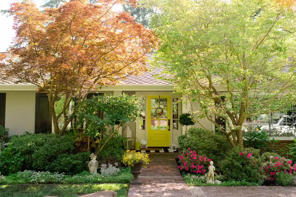 small front yard landscaping